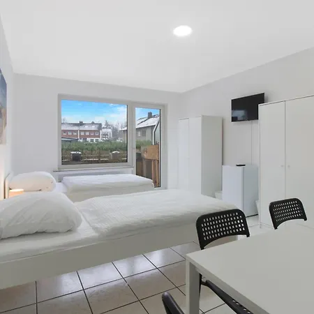 Apartament Mit Balkon In